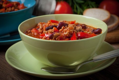 chili is one of the best healthy dinner ideas for weight loss