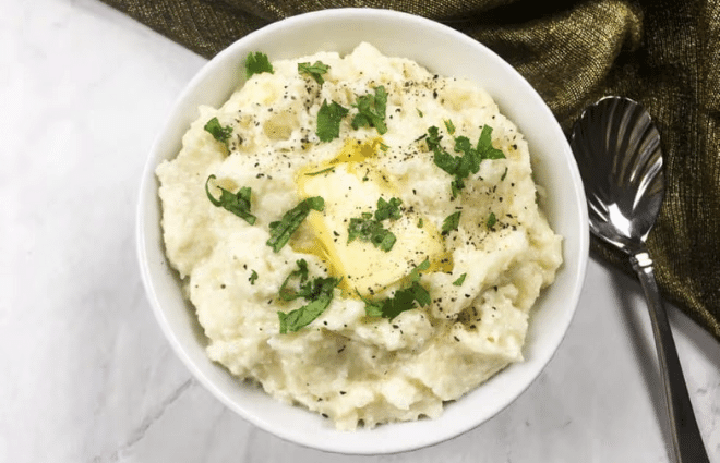 creamy keto mashed cauliflower in bowl